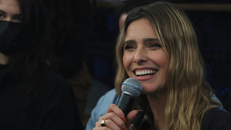 Fernanda Lima na Justiça: mulher de Rodrigo Hilbert é cobrada após romper contrato com empresa; famosa alega prejuízo em movimentações financeiras.