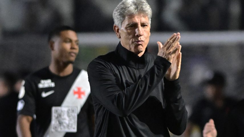 Renato Gaúcho em Vasco x Paysandu — Foto: André Durão