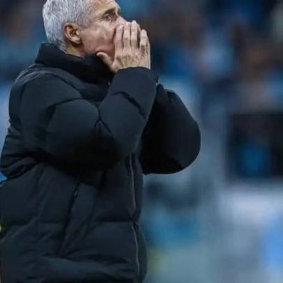 Luis Castro analisa empate do Grêmio após críticas da torcida