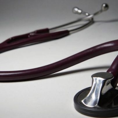 Austrália aumenta gasto com clínicas do Medicare diante de déficit