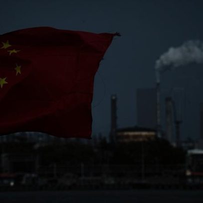 Pequim diz a empresas chinesas para ignorar sanções dos EUA sobre refinarias