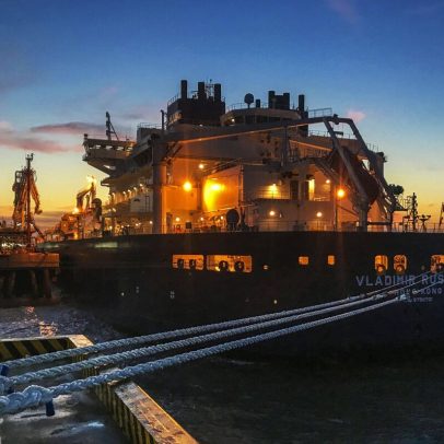 Rússia amplia frota LNG dark fleet com quatro navios-tanque para exportar mais