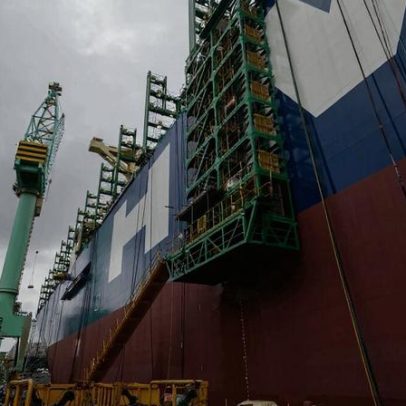 Coreia do Sul afirma navio danificado no Estreito de Hormuz pela primeira vez