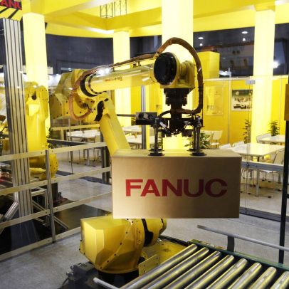 Google faz parceria impulsiona a Fanuc a recorde com crescimento de IA física