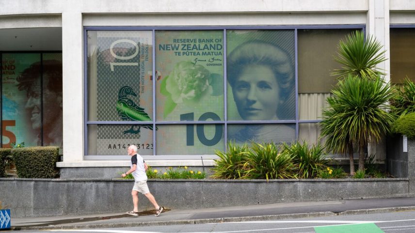 Dólar neozelandês pode desafiar queda com RBNZ hawkish, dizem analistas