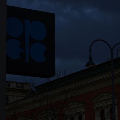 OPEC+ aprova provisoriamente aumento de quotas para junho, diz delegado