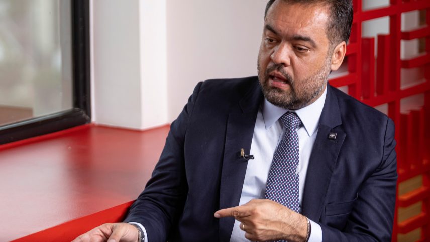 Governador Cláudio Castro
