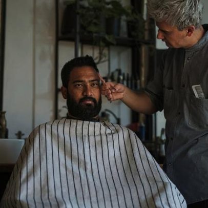 Dia do Barbeiro como se destacar no mercado de beleza masculina