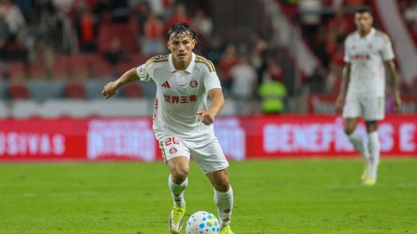 Bernabei se emociona após goleada do Inter sobre o Vasco —