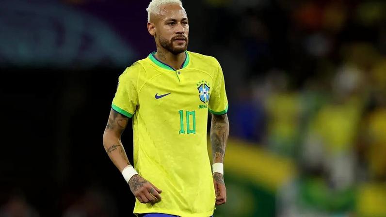 Neymar deixa PSG e irá jogar no Al-Hilal (Lars Baron/Getty Images)