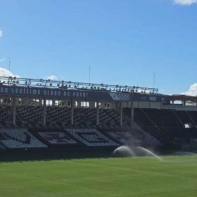 Vasco cobra empresa por ajustes no gramado de São Januário