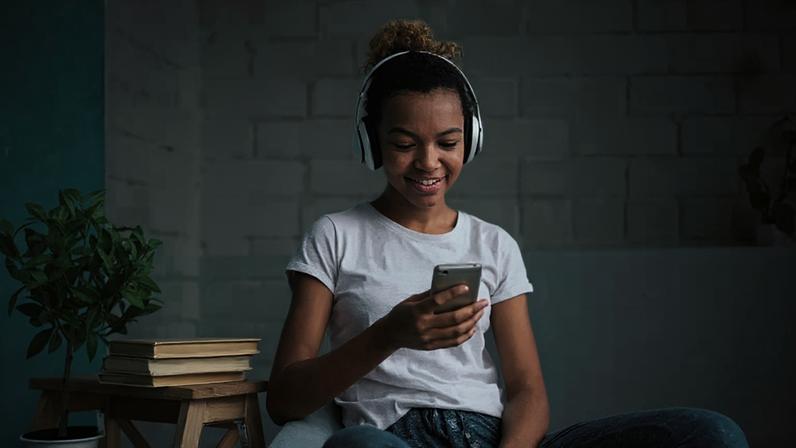 Spotify lançou retrospectiva de 20 anos que mostra primeira música ouvida, artista mais escutado e playlist personalizada