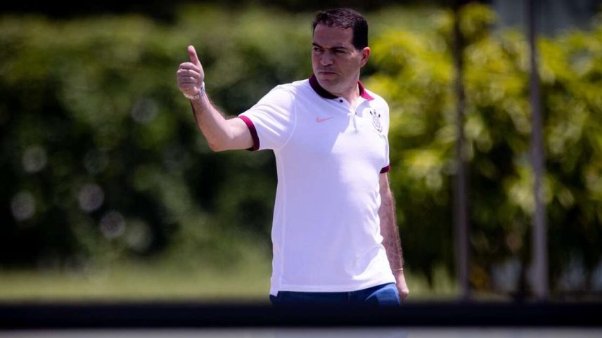 Marcelo Paz ficou na bronca com a arbitragem –