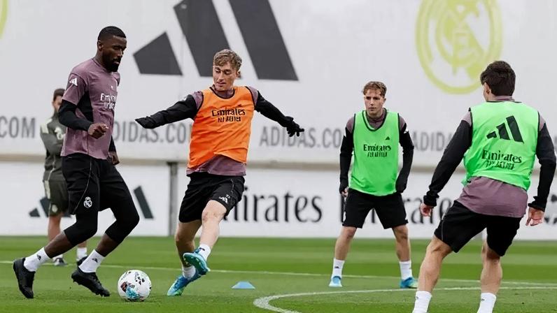 Rudiger durante atividade no centro de treinamentos do Real Madrid