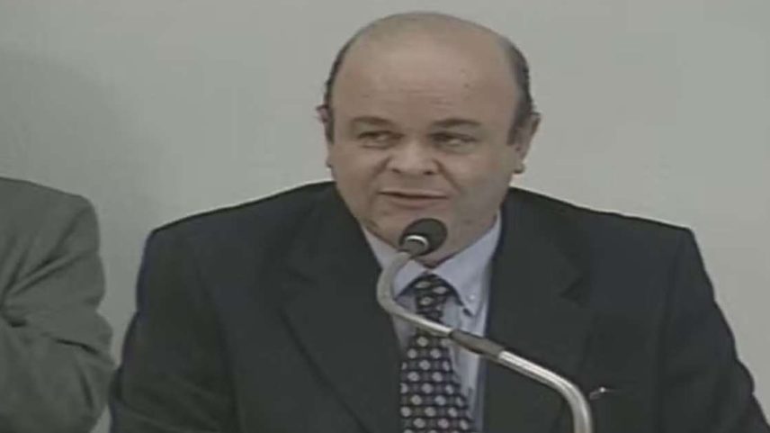 Foto: presidente do Banco Central Francisco Lafaiete de Pádua Lopes, conhecido como Chico Lopes, morre no Rio - Reprodução / Perfil Brasil