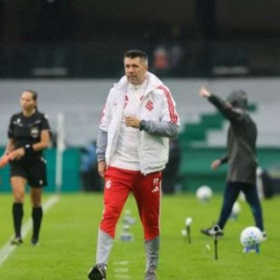 Pezzolano elogia atuação do Inter e defende Rochet após falha