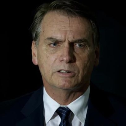 Bolsonaro apresenta boa evolução clínica e permanece internado para reabilitação