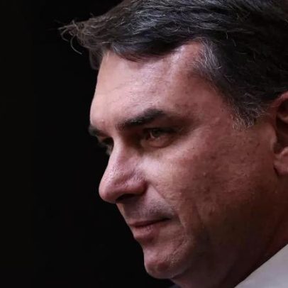Rachadinhas, milícias e suspeitas marcam a campanha moderada de Flávio Bolsonaro