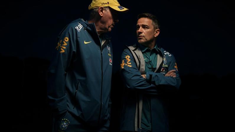 Carlo Ancelotti e Rodrigo Caetano na Granja Comary