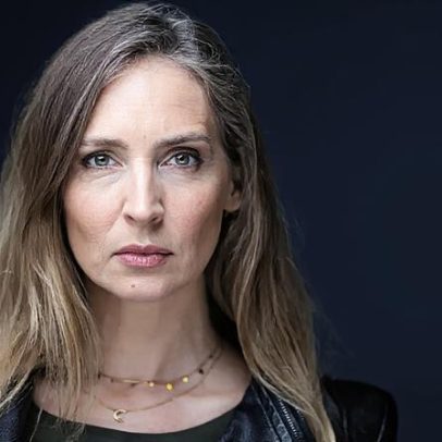Ex-modelo francês revela como escapou da rede de Epstein que aliciava jovens em Paris e NY