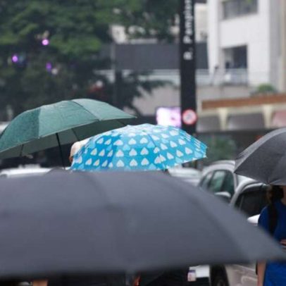 Inmet alerta amarelo e laranja para chuvas fortes e vendaval em 24 estados