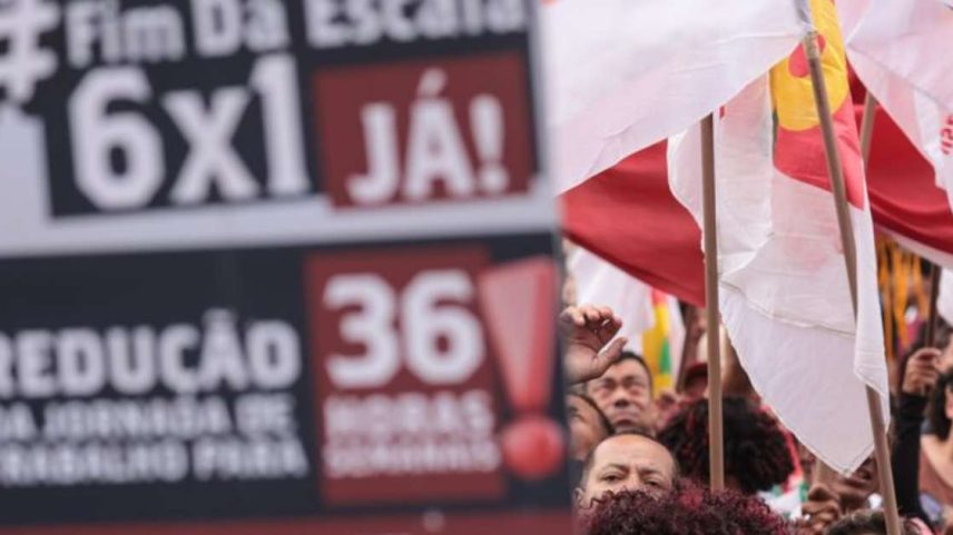 Centrais sindicais realizam ato unificado do 1º de Maio em São Paulo (SP) em defesa do fim da escala 6x1 e de melhores condições de trabalho e de vida