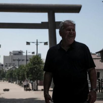 Zico admite surpresa ao ver-se em tela de cinema em novo documentário