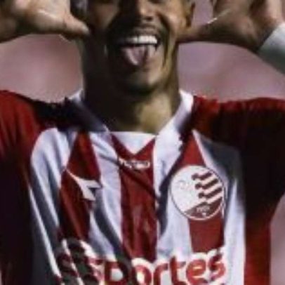 Náutico goleia Operário por 6 a 2 e assume vice-liderança da Série B