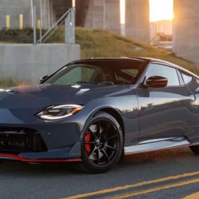 Nissan Z NISMO estreia câmbio manual e freios do GT-R