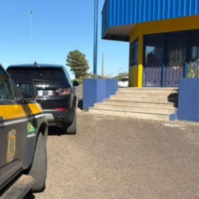 Venezuelano é preso após invadir a casa da namorada e fugir com carro na Serra Gaúcha