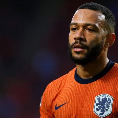 Holanda convoca Depay para a Copa do Mundo