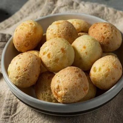 Pão de queijo crocante por fora e macio por dentro: guia prático
