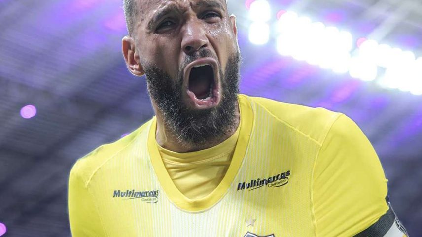 Everson foi decisivo mais uma vez –