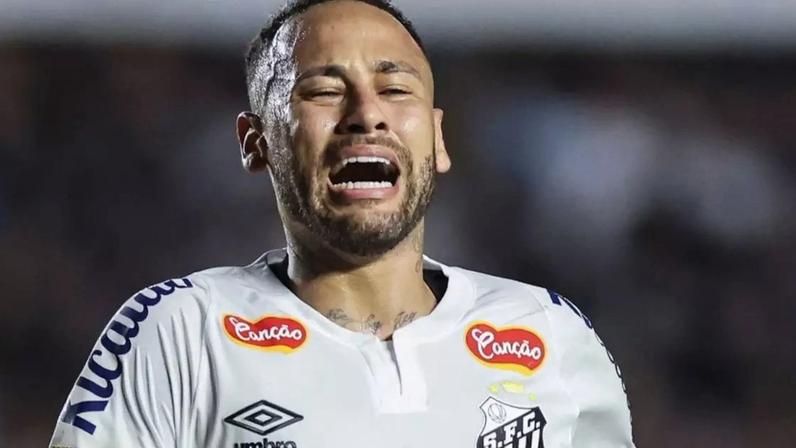Lesão grau 2: o que é o diagnóstico de Neymar? Convocado para Copa do Mundo, jogador está fora dos amistosos pelo quadro de saúde.
