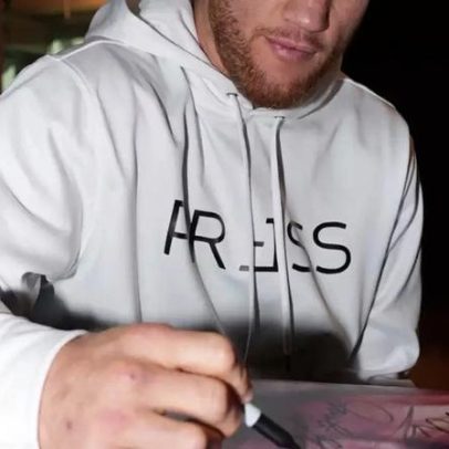 Gaethje comenta posição de veterano no UFC frente a Topuria