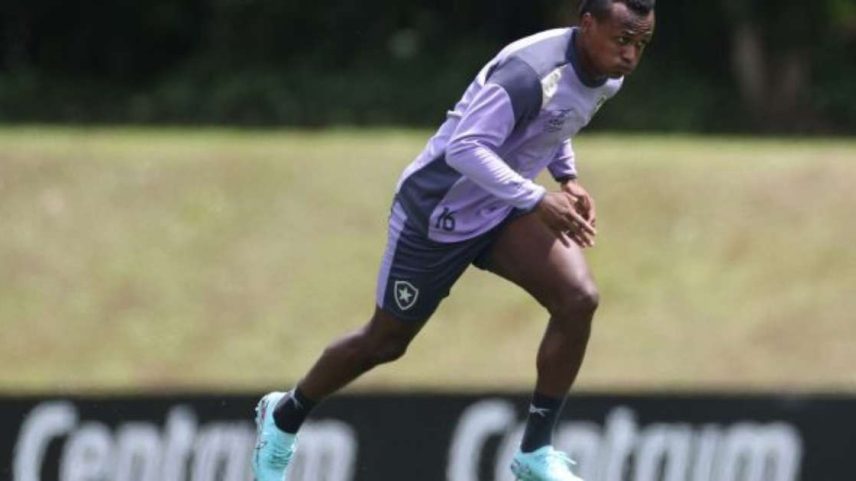Nathan Fernandes não atua desde de março –