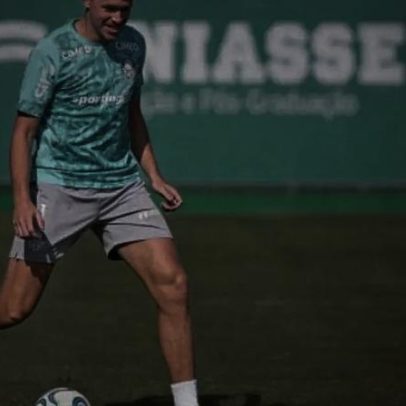 Bruno Fuchs, recuperado da lesão, inicia transição física no Palmeiras