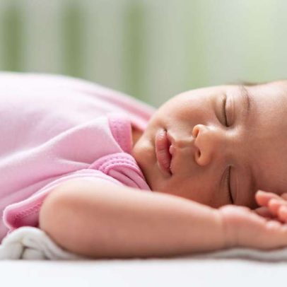 BBC revela conselhos de sono de bebês dados por especialistas sem qualificação