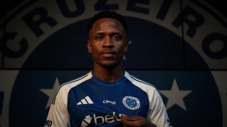 O Cruzeiro venceu, com dificuldades, a equipe da Chapecoense pelo Brasileirão –