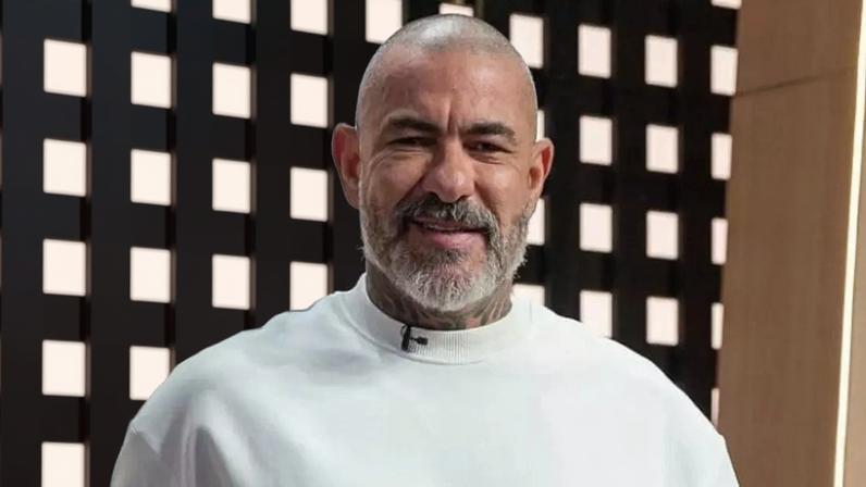 'Gostei de fazer e devo fazer mais': hoje aos 51 anos, Henrique Fogaça, do 'MasterChef Brasil', investiu em tratamento para melhorar a firmeza da pele.