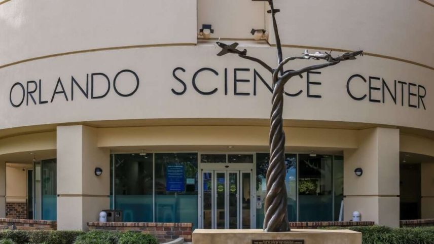 Orlando reúne atrações futuristas e pontos de observação de foguetes