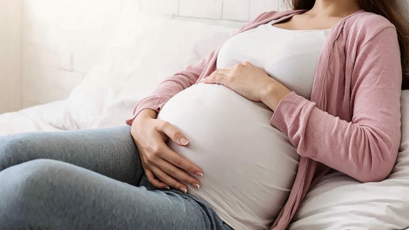 A data da concepção pode ser estimada por meio da última menstruação, idade gestacional e previsão do parto