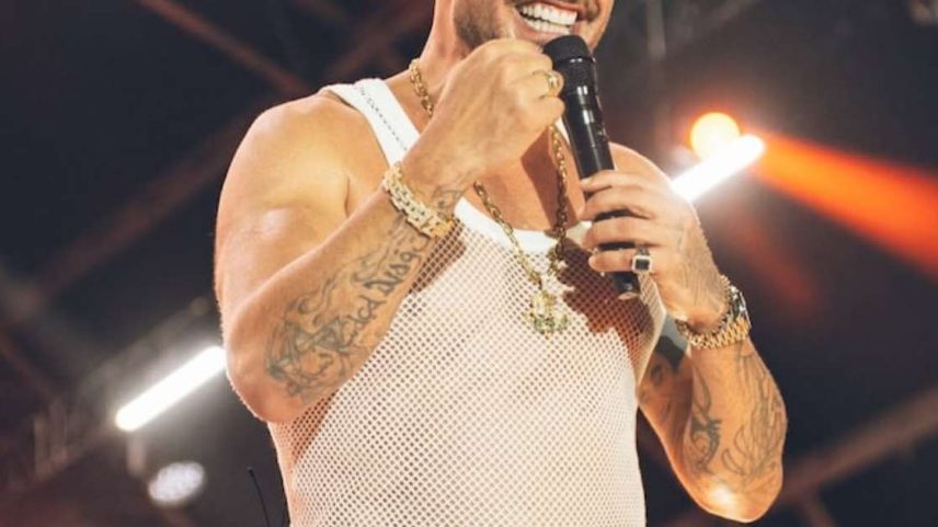 Diogo Nogueira cancela shows após diagnóstico de laringite bacteriana grave