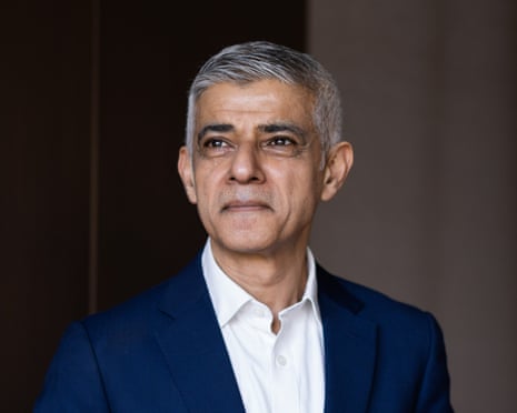 Londres, estudo de esperança: Sadiq Khan completa 10 anos como prefeito