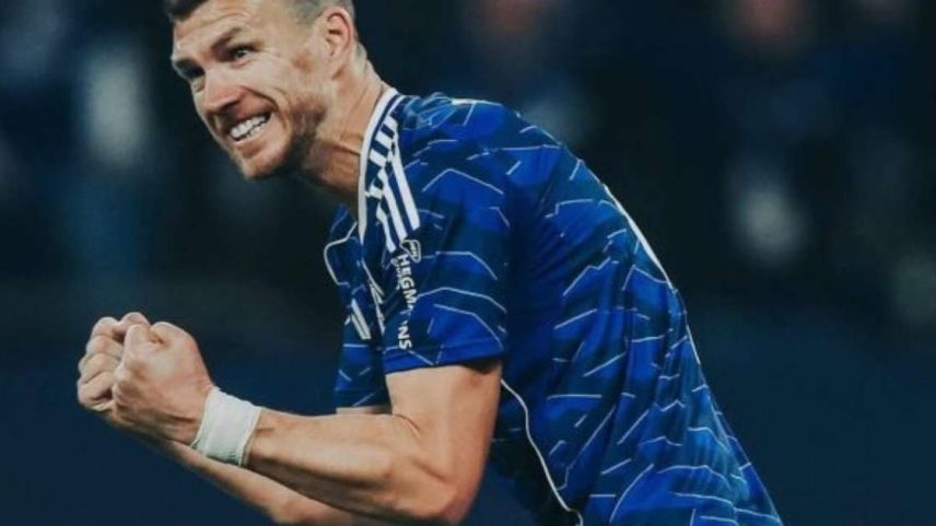 Dzeko é um dos centroavantes do futebol alemão – Divulgação/Schalke 04