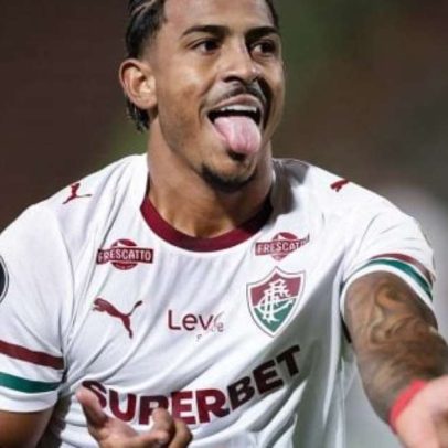 John Kennedy iguala recorde de gols na temporada pelo Fluminense