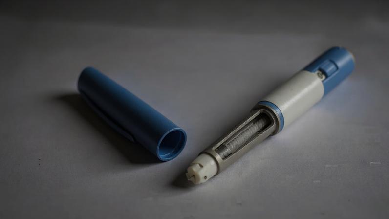 Nova caneta experimental contra obesidade apresentou perda média de até 31,9 kg em estudo internacional divulgado pela Eli Lilly