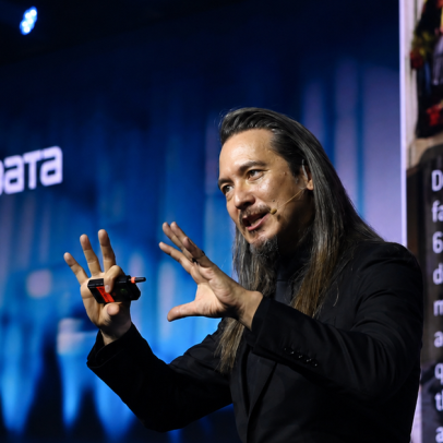 IA não é ferramenta, é convite para redesenhar o mundo, afirma Mike Walsh