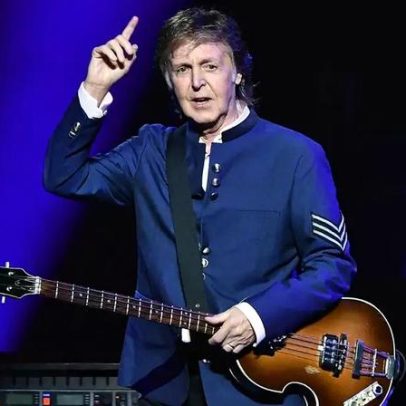 Paul McCartney toca clássicos dos Beatles em show pós-créditos do SNL