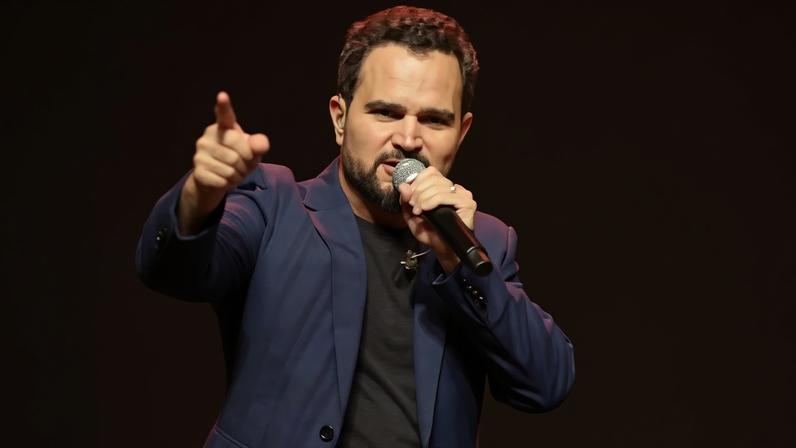 Luciano Camargo exalta Jesus como único astro digno de adoração